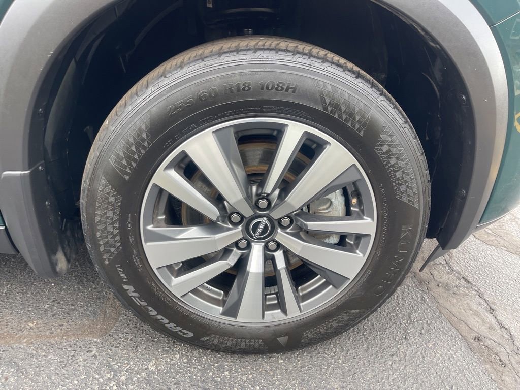 Certified 2024 Nissan Pathfinder SL image 29