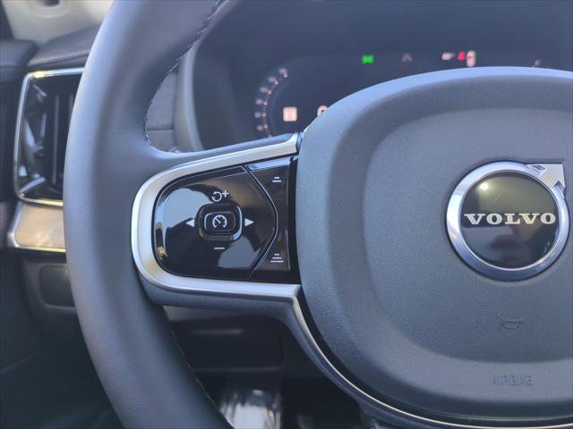 Used 2025 Volvo XC90 B6 Plus w/ Protection Package Premier image 13