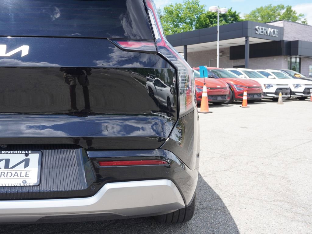 Used 2024 Kia EV9 Land AWD/4WD image 20
