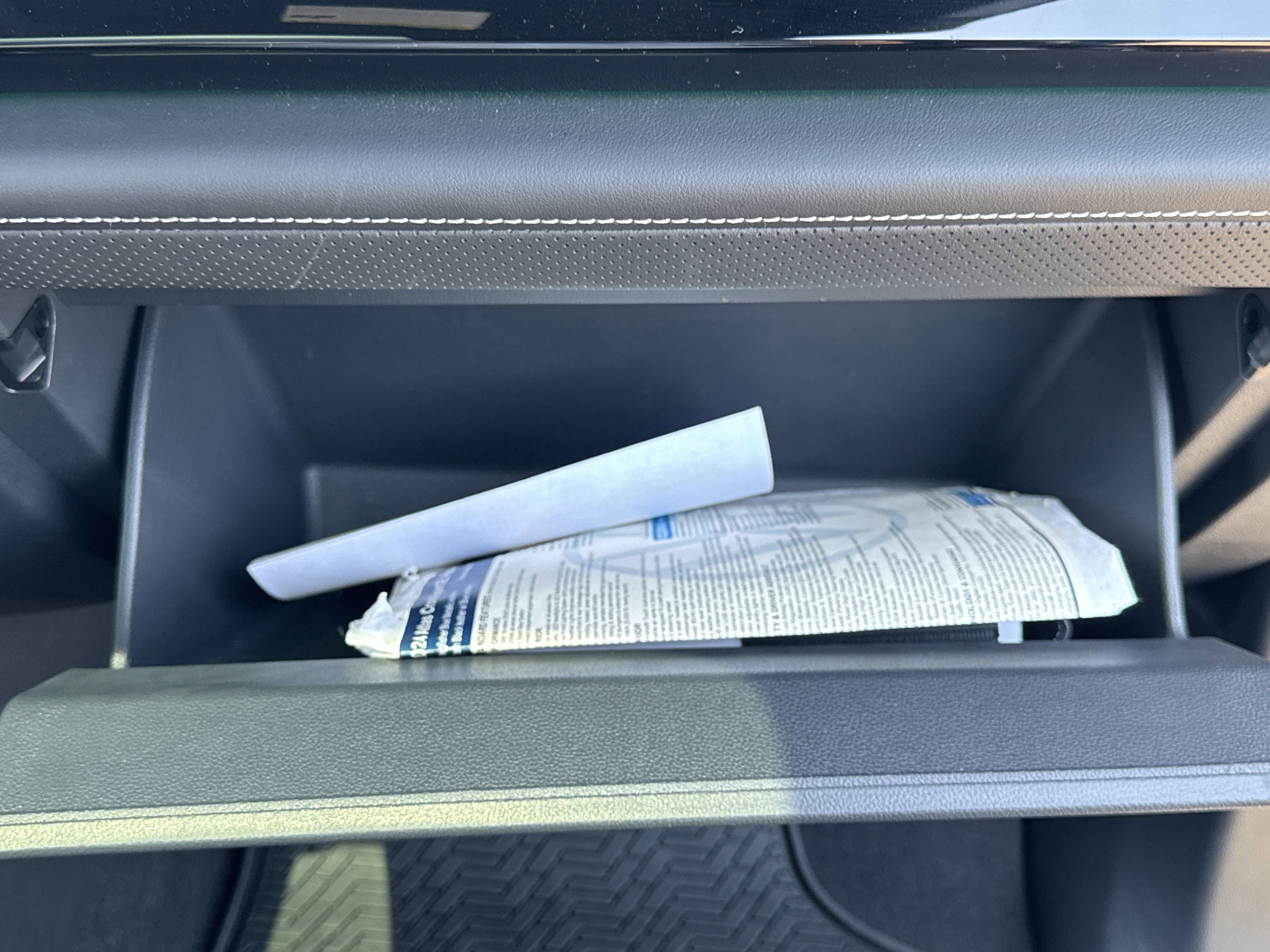 Used 2024 Volkswagen Atlas Cross Sport SEL Premium R-Line image 53