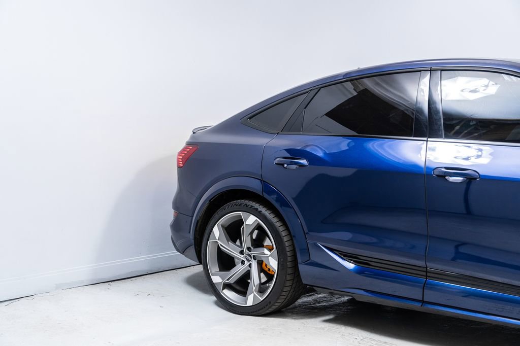 Certified 2023 Audi e-tron S Prestige w/ Prestige Package AWD/4WD image 11