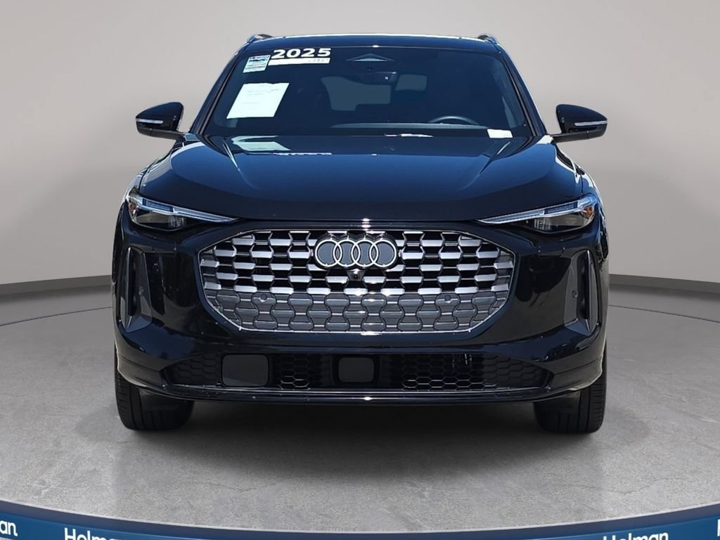 Used 2025 Audi Q5 Premium Plus w/ Premium Plus AWD/4WD image 2