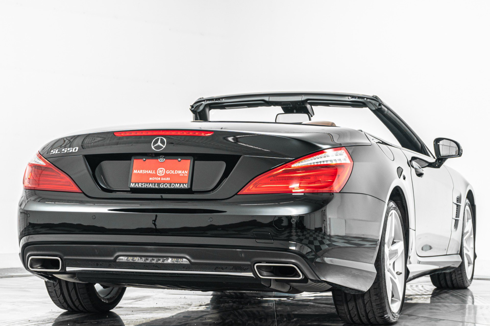 Used 2016 Mercedes-Benz SL 550 image 9