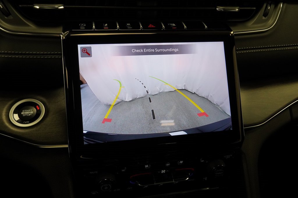 New 2025 Jeep Grand Cherokee Overland w/ Trailer Tow Package image 23