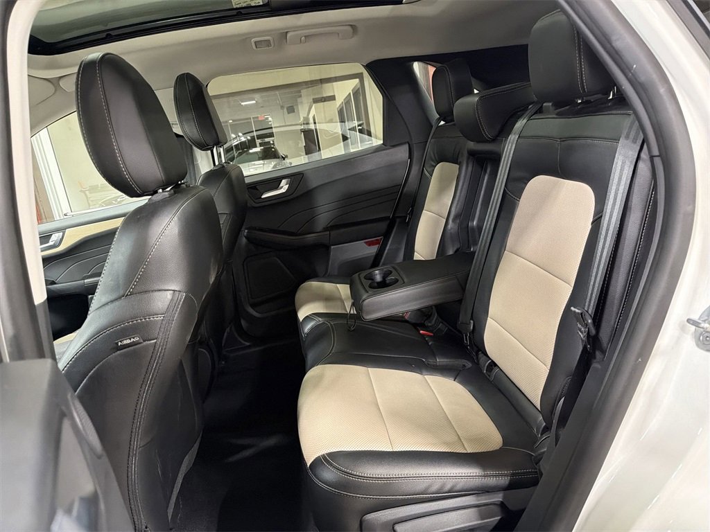 Used 2022 Ford Escape Titanium w/ Titanium Elite Package image 27