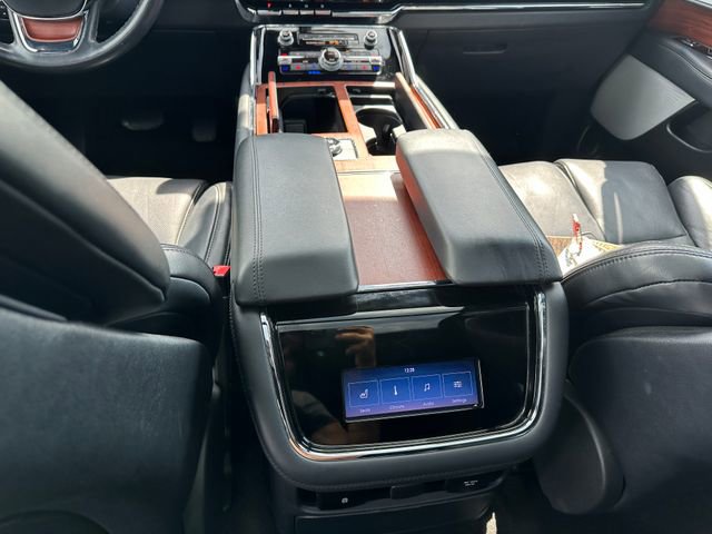 Used 2022 Lincoln Navigator Reserve image 22