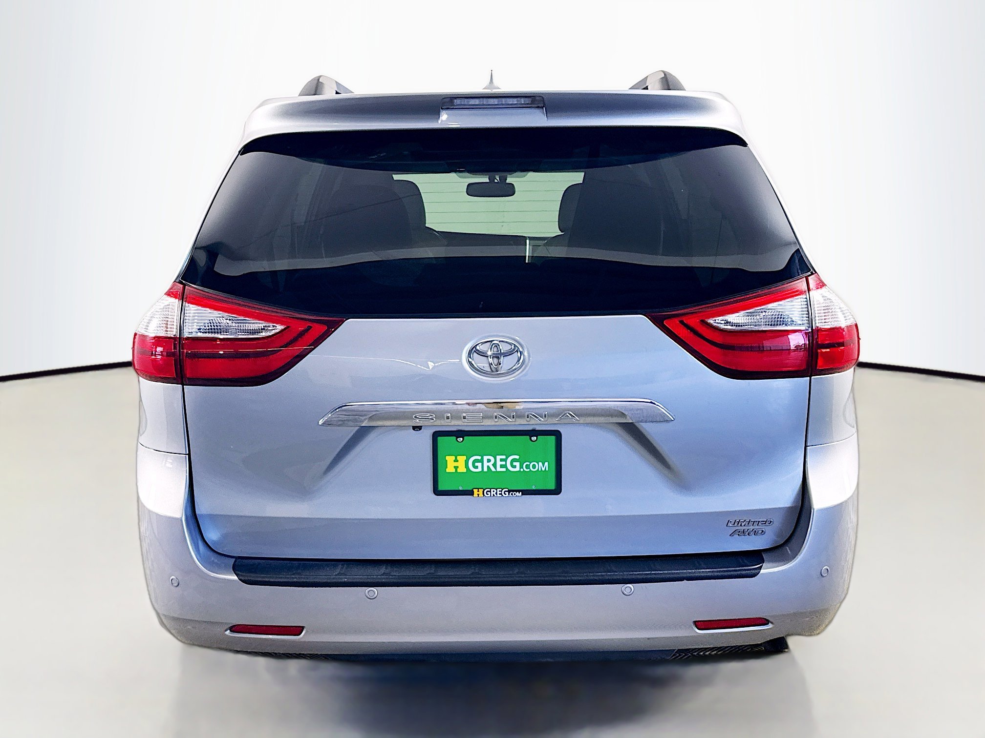 Used 2017 Toyota Sienna Limited Premium image 8