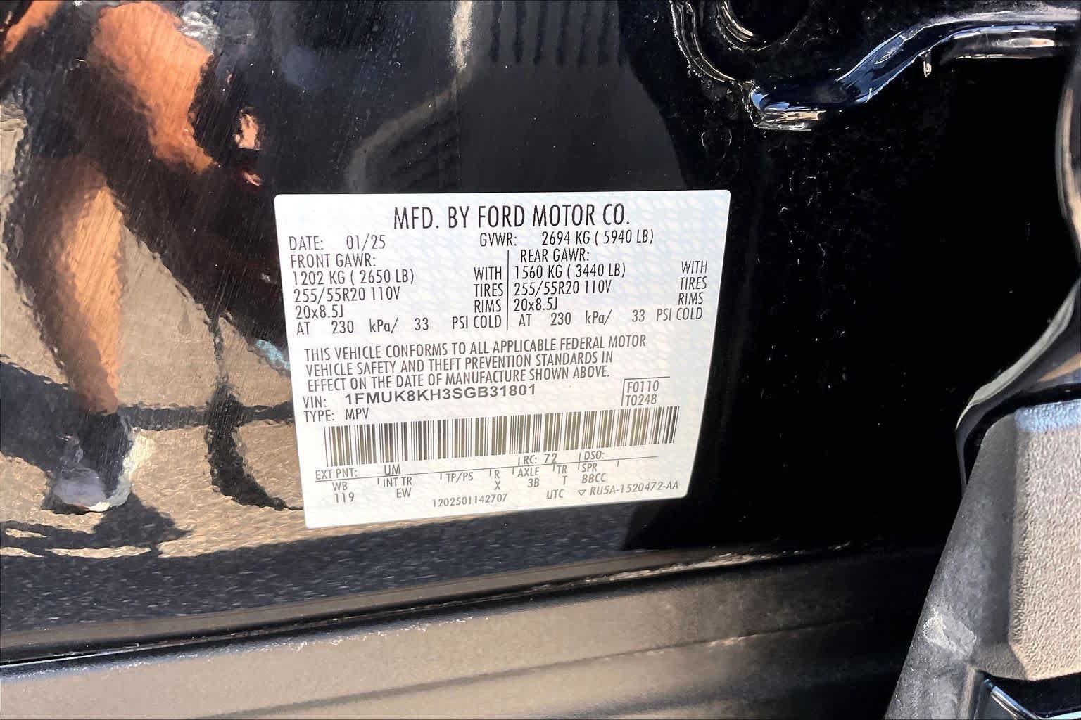 Certified 2025 Ford Explorer ST-Line AWD/4WD image 34