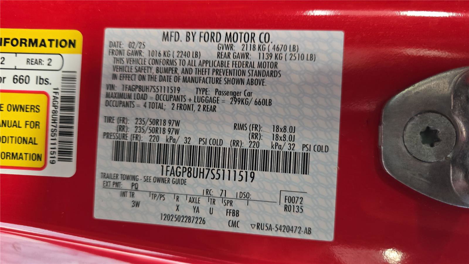 Used 2025 Ford Mustang Premium RWD image 32