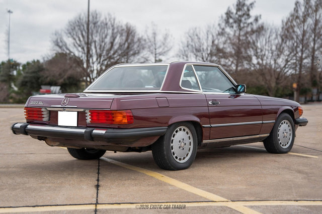 Used 1988 Mercedes-Benz 560 SL image 18