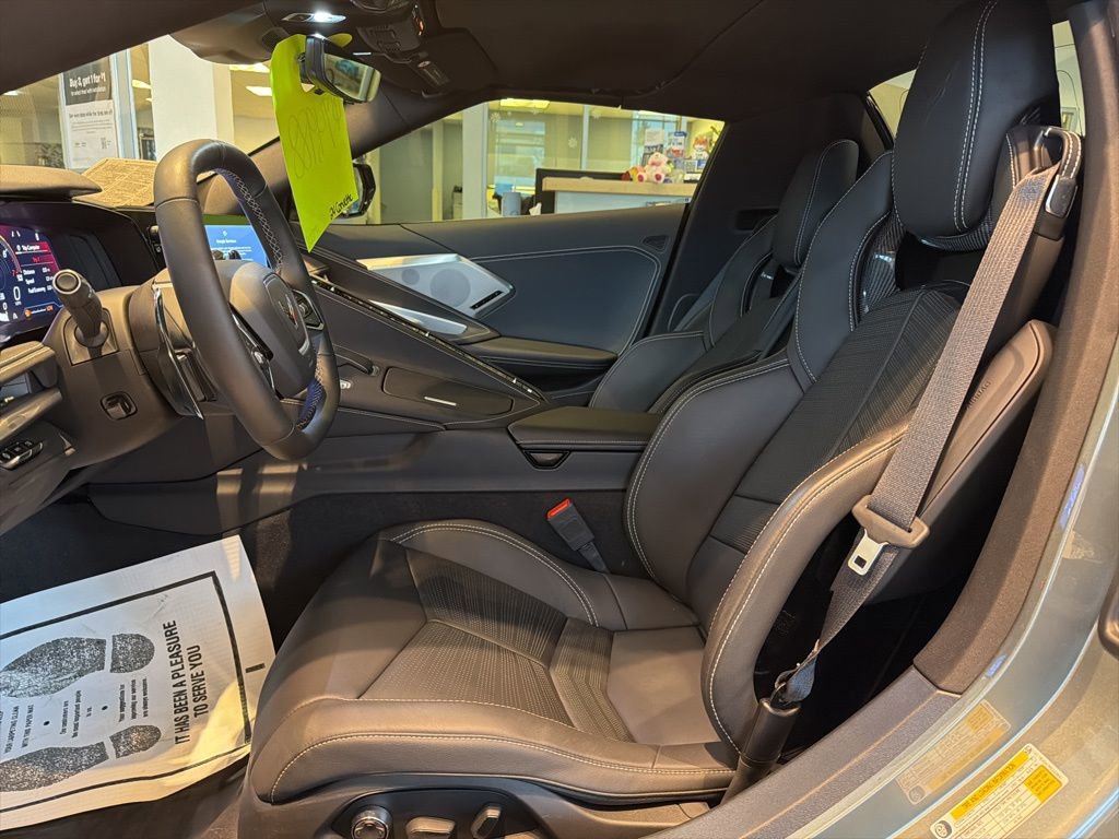 Used 2024 Chevrolet Corvette Stingray Preferred Conv w/ Z51 Performance Package image 37