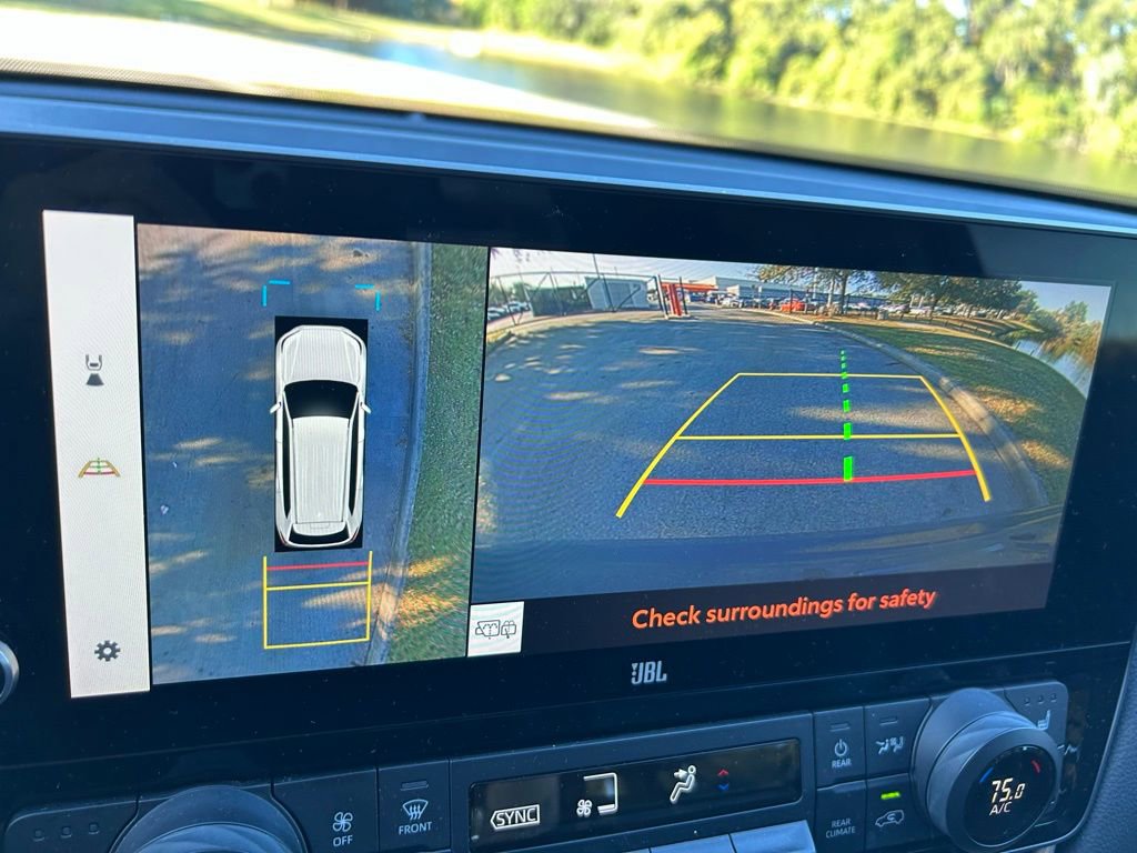 Used 2024 Toyota Grand Highlander Limited image 27