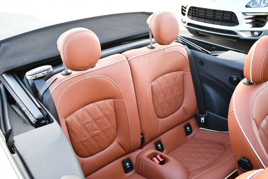 Used 2021 MINI Cooper S image 18