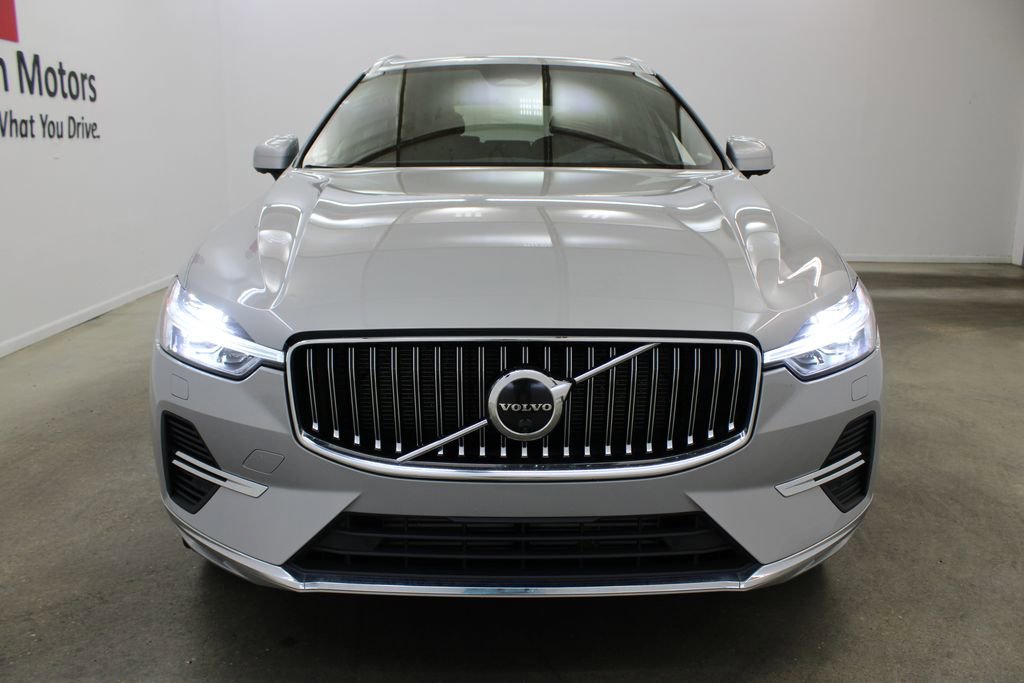 Used 2022 Volvo XC60 T8 Inscription Expression w/ Advanced Package AWD/4WD image 7