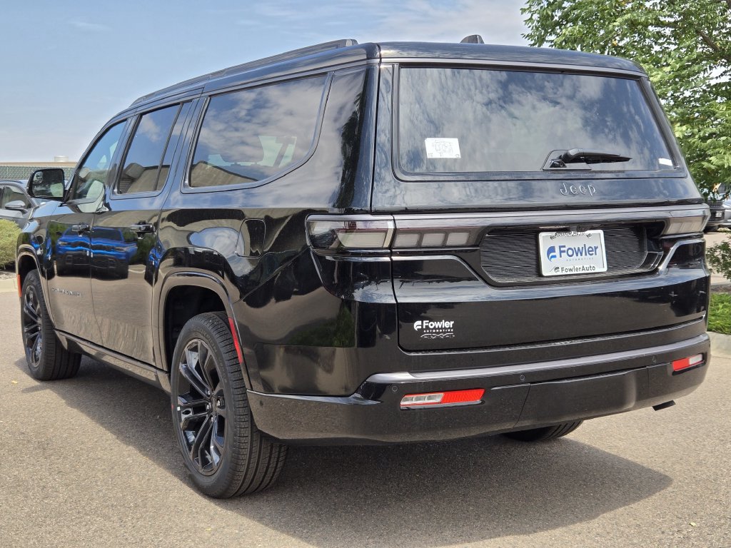 New 2026 Jeep Grand Wagoneer L Summit AWD/4WD image 3