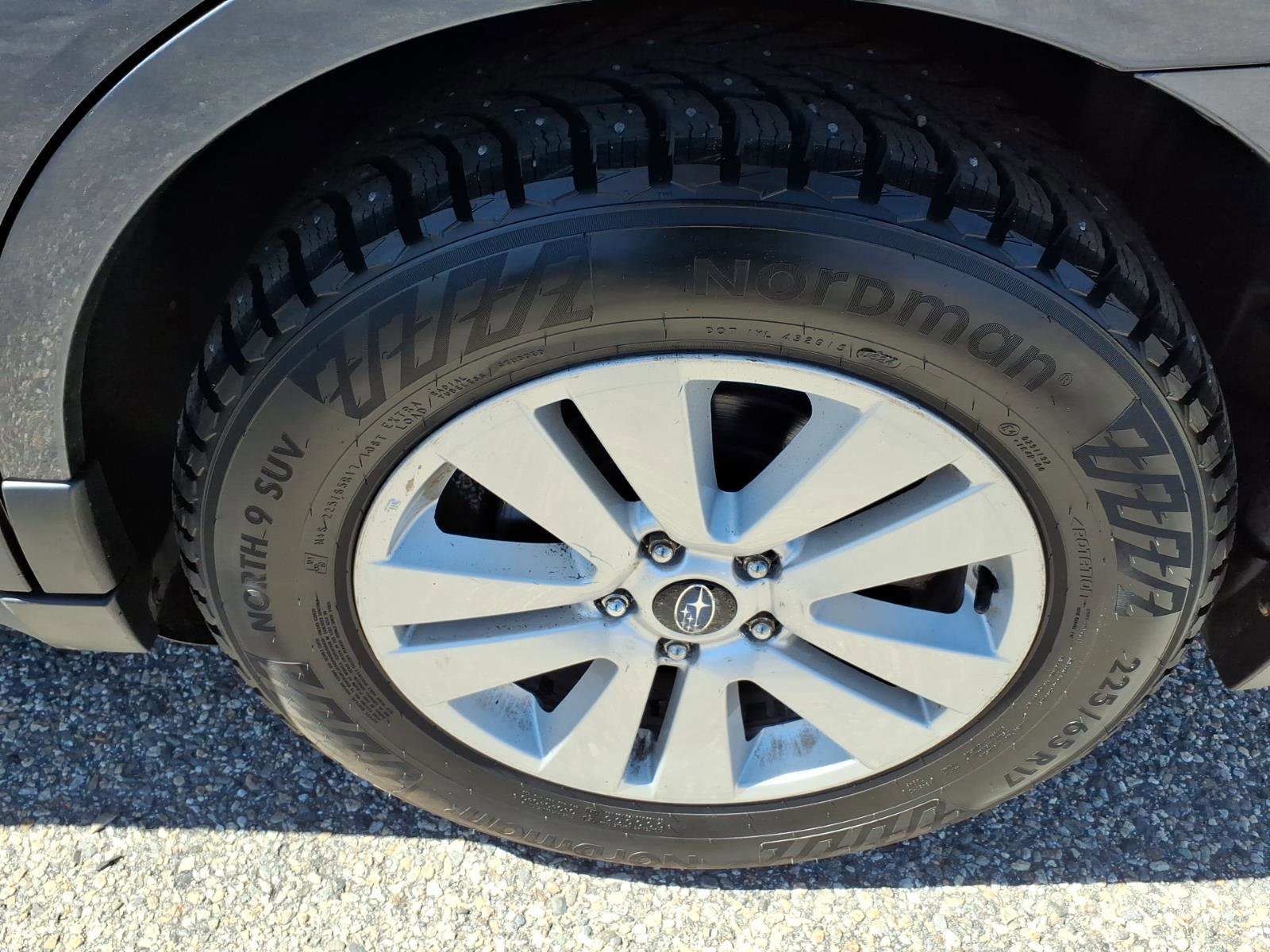Used 2015 Subaru Outback 2.5i Premium AWD/4WD image 7
