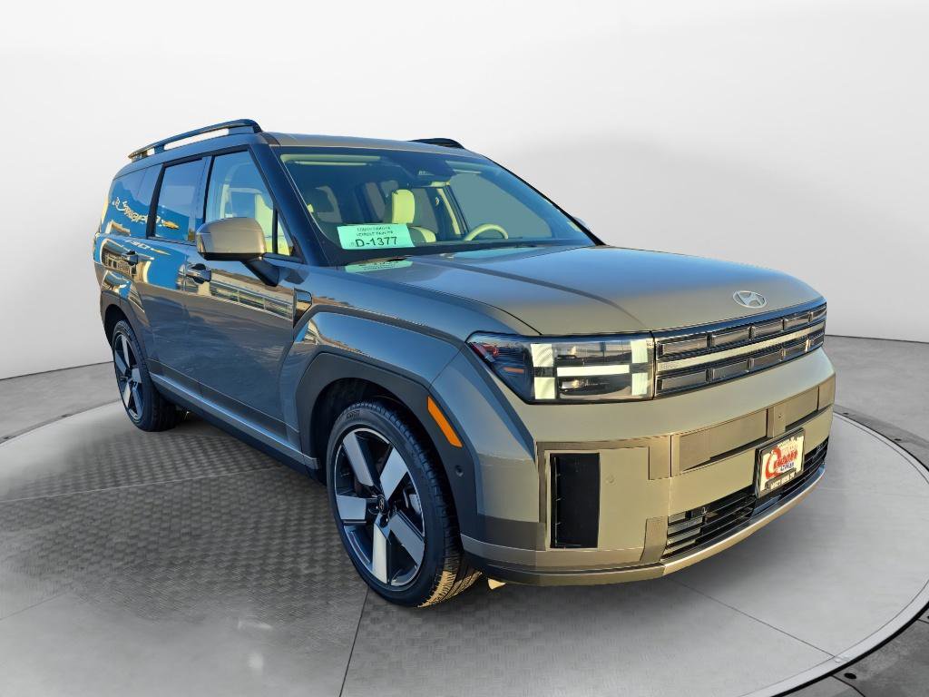 Used 2025 Hyundai Santa Fe Limited image 7