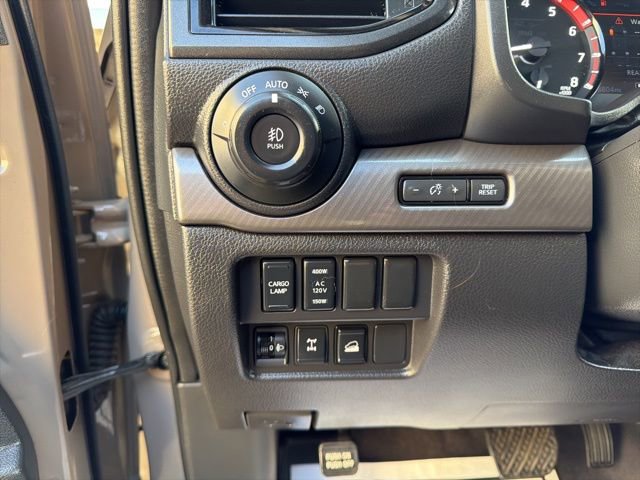 Used 2023 Nissan Titan PRO-4X w/ Pro-4x Convenience Package image 27