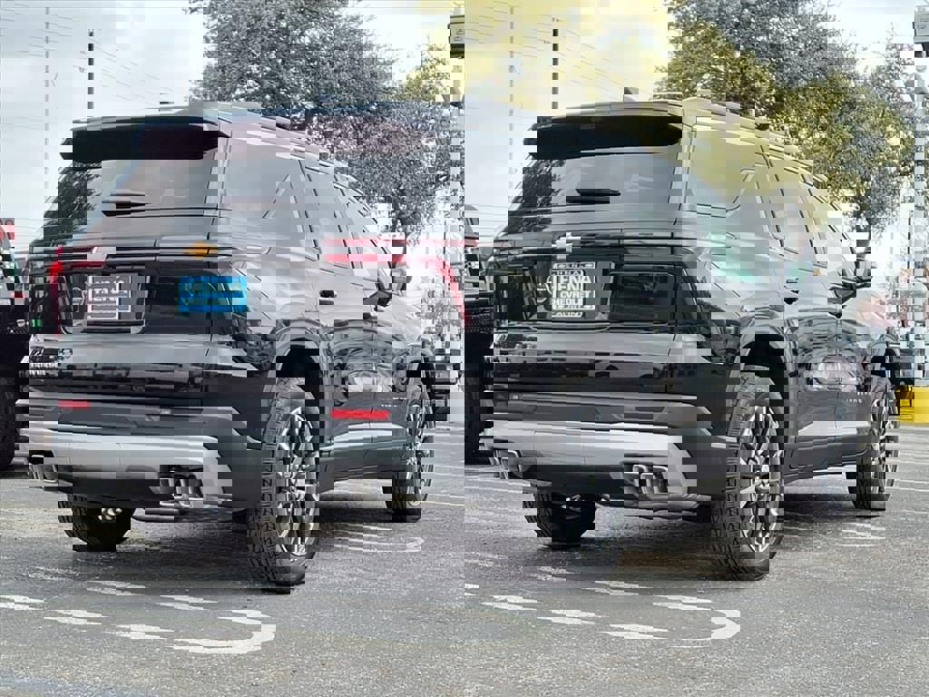 New 2026 Chevrolet Traverse LT w/ Sun and Wheel Package image 5