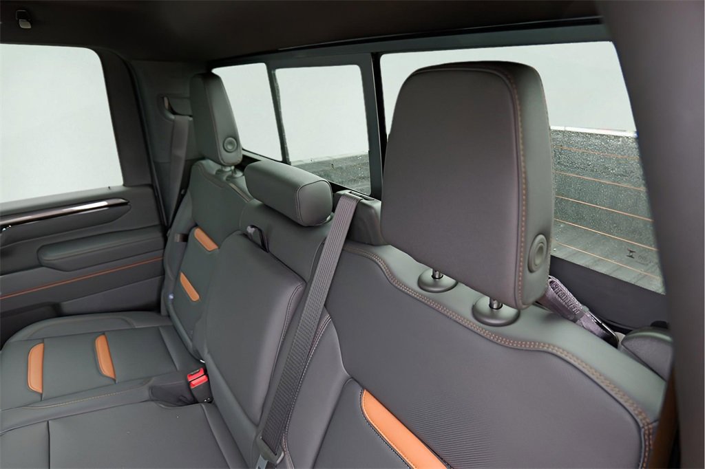 New 2026 GMC Sierra 2500 AT4 w/ AT4 Premium Plus Package image 24