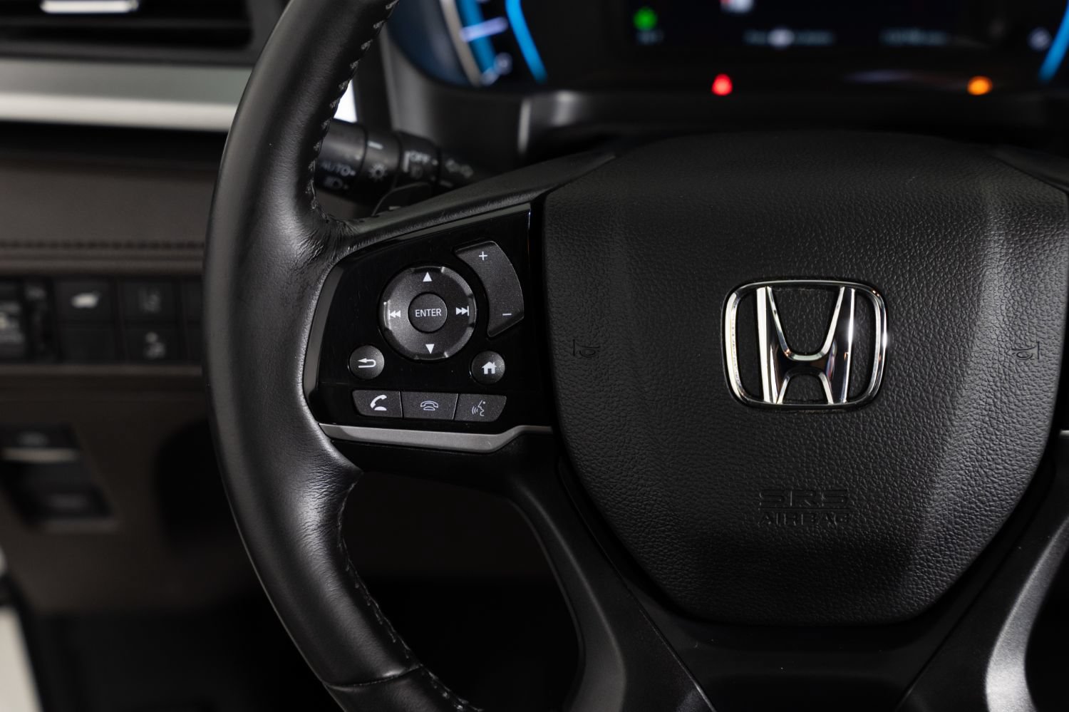 Used 2018 Honda Odyssey Touring image 36