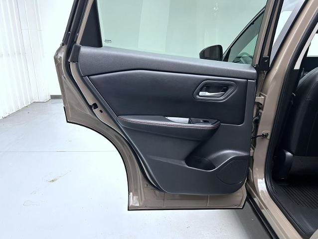 Certified 2025 Nissan Rogue SV image 20