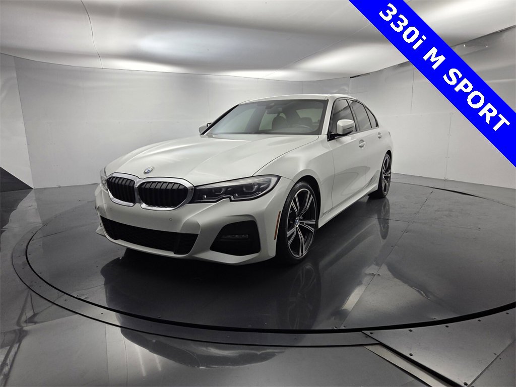 Used 2021 BMW 330i Sedan w/ M Sport Package image 4