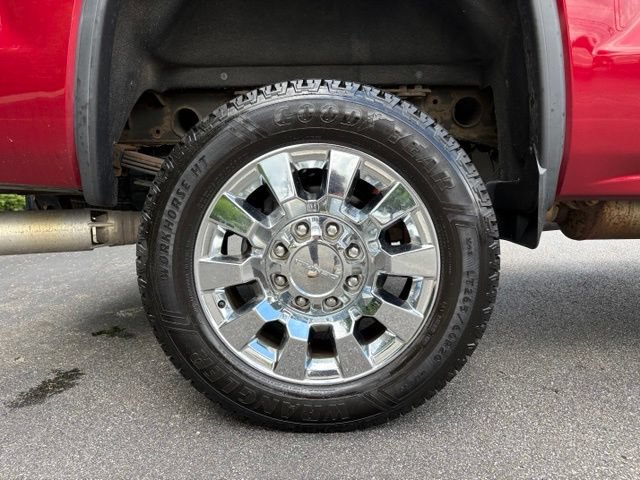 Used 2018 GMC Sierra 2500 Denali w/ Duramax Plus Package AWD/4WD image 15