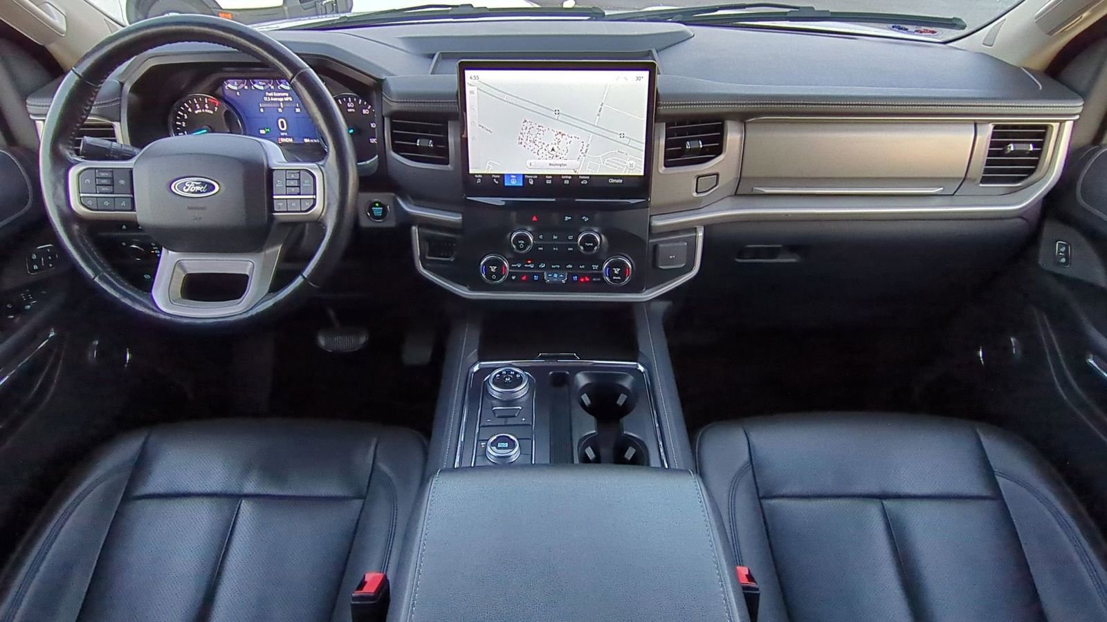 Used 2022 Ford Expedition Max XLT image 15