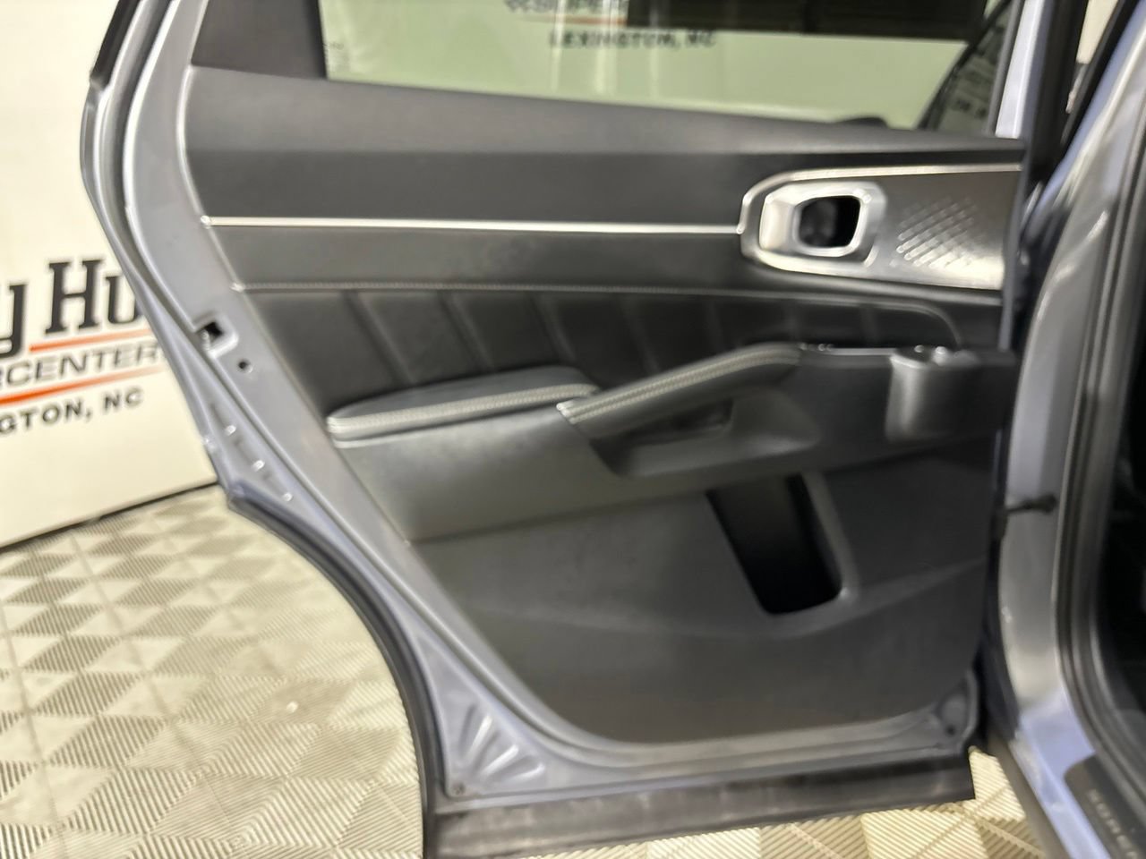 Used 2022 Kia Sorento SX AWD/4WD image 22
