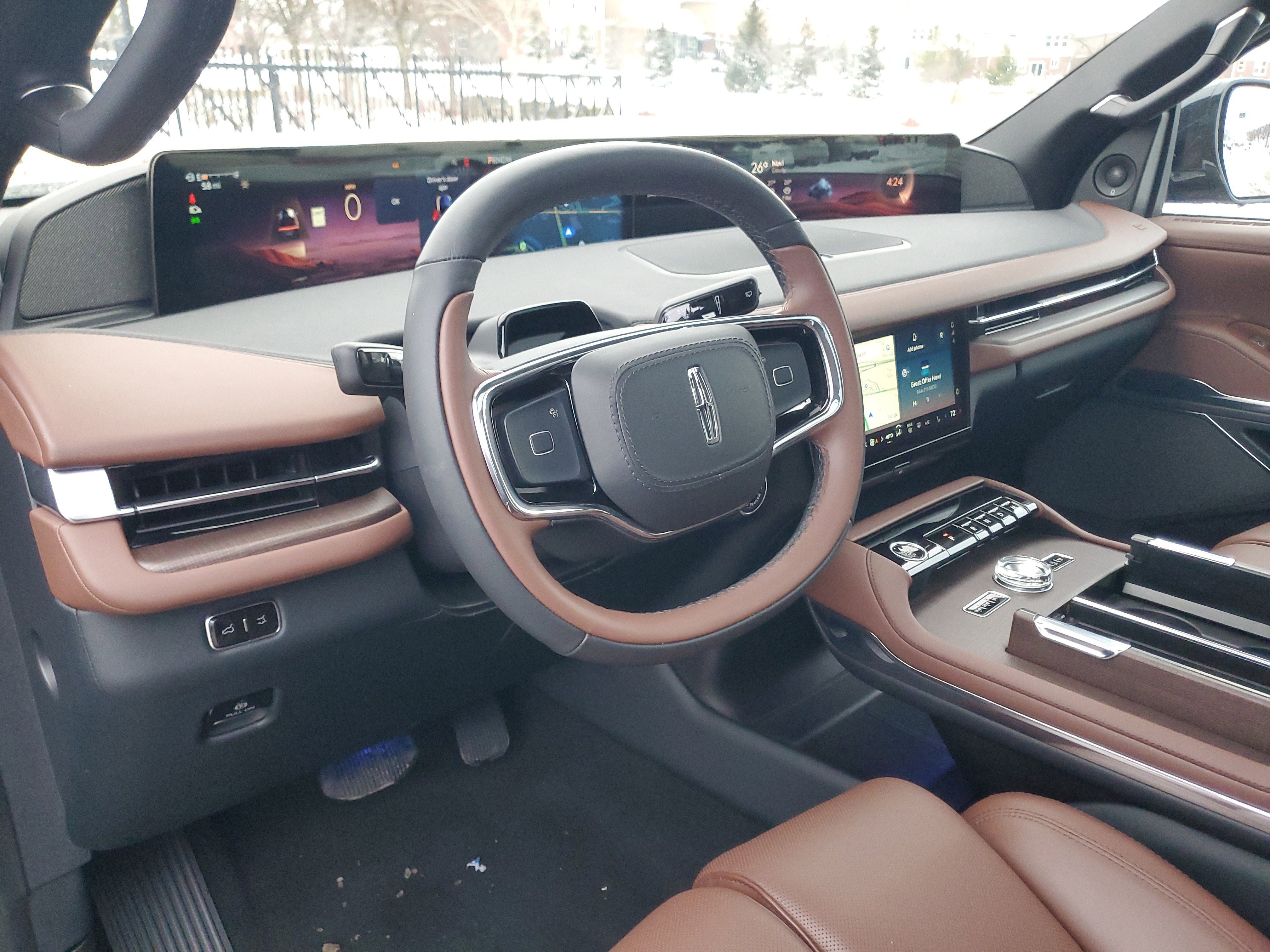 Certified 2025 Lincoln Navigator Reserve image 13