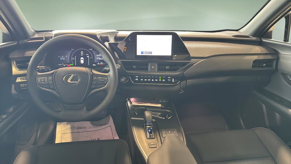 New 2026 Lexus UX 300h AWD image 15