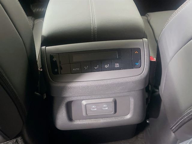 New 2026 Nissan Pathfinder SL image 15