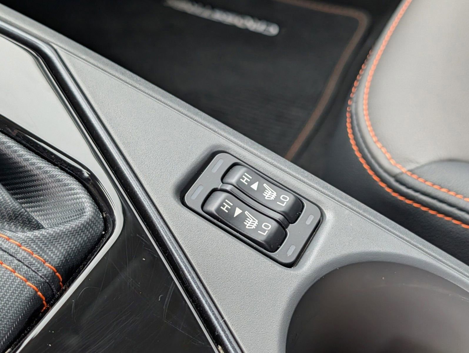 Used 2025 Subaru Crosstrek 2.5i Limited w/ Crosstrek Mirror Package image 9