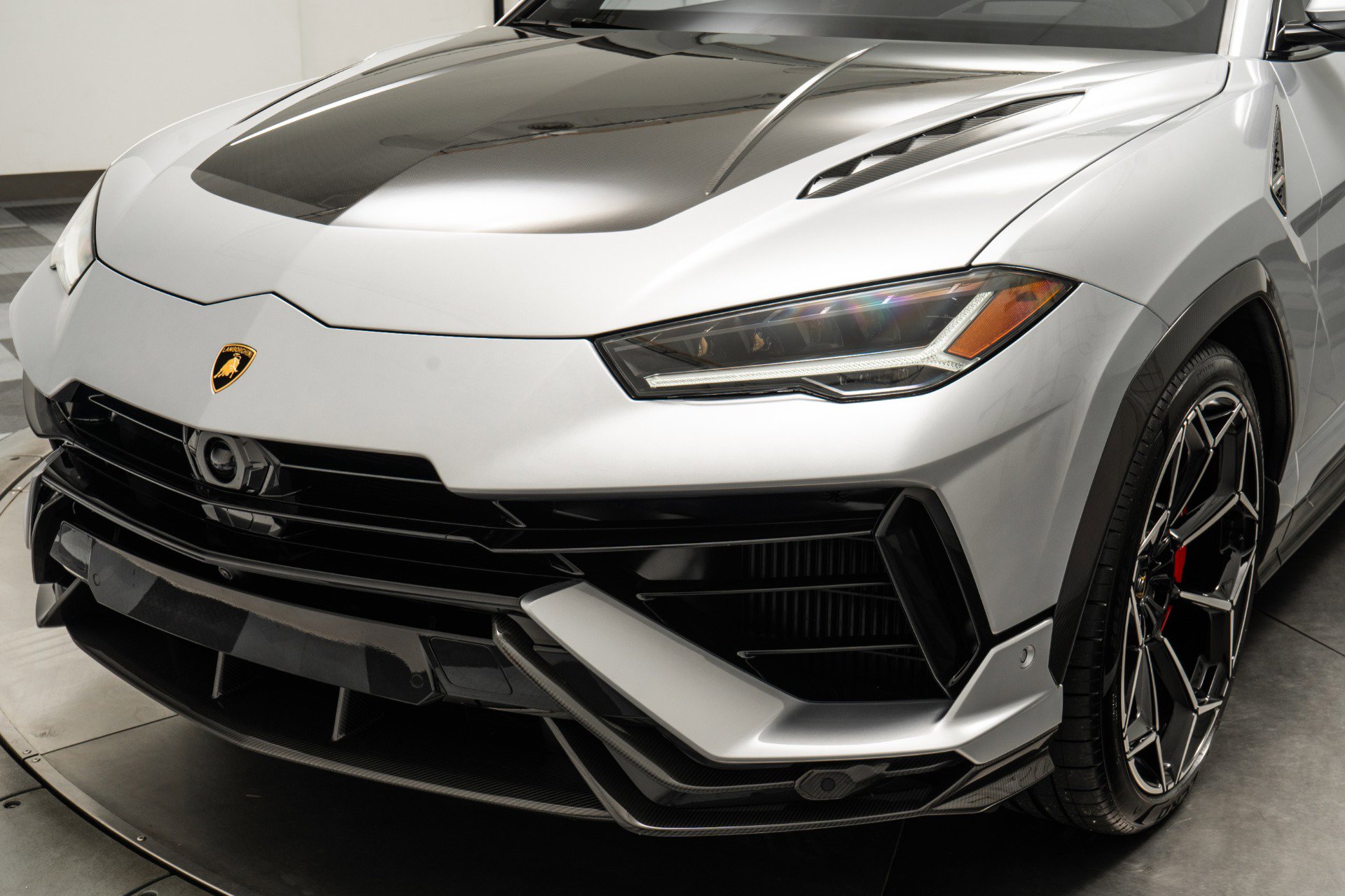 Used 2024 Lamborghini Urus Performante image 35
