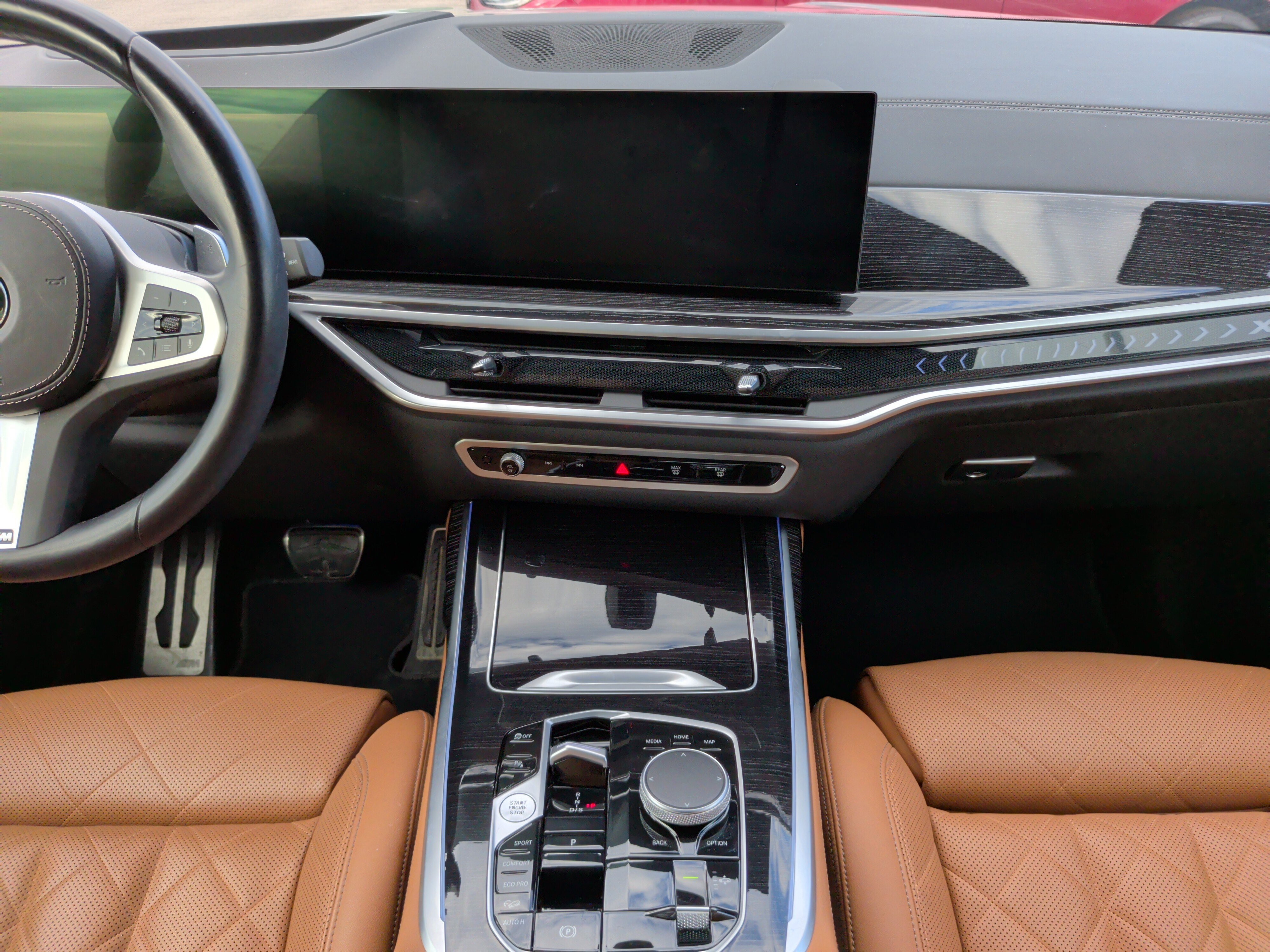 Certified 2023 BMW X7 xDrive40i w/ M Sport Package image 34