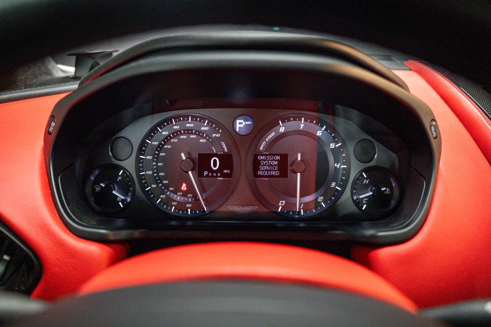 Used 2014 Aston Martin Vanquish Coupe RWD image 14