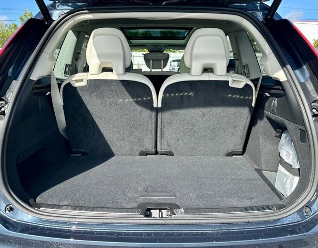 New 2026 Volvo XC90 B6 Ultra image 11