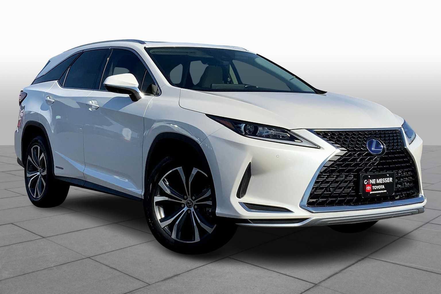 Used 2020 Lexus RX 450hL AWD w/ Premium Package image 2
