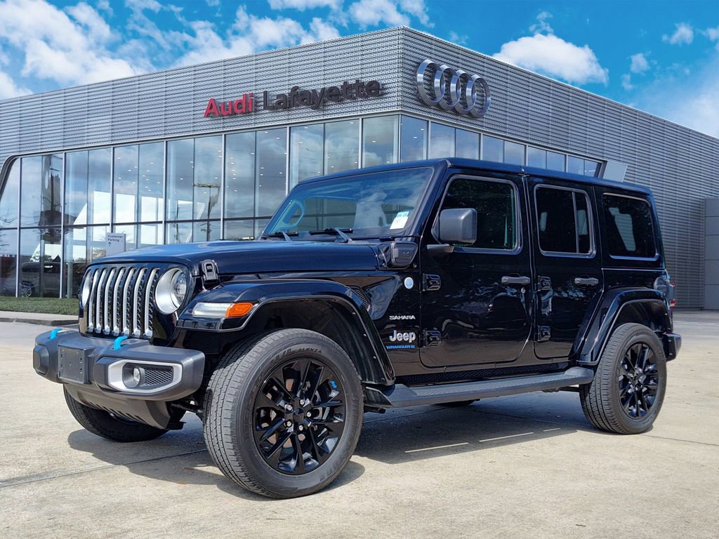 Used 2023 Jeep Wrangler Unlimited Sahara w/ Cold Weather Group AWD/4WD video 1