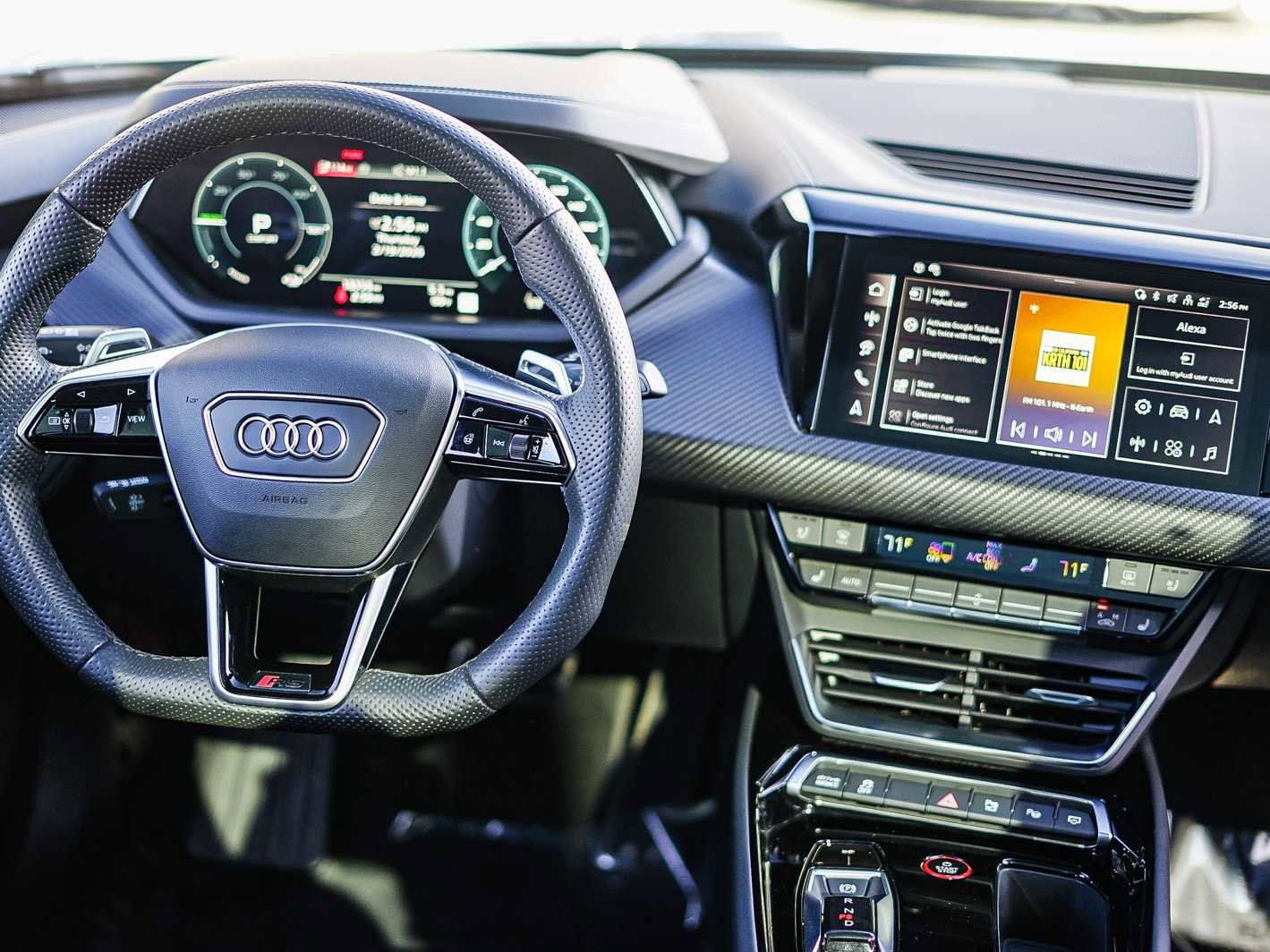 Used 2024 Audi RS e-tron GT w/ Carbon Performance Package image 13