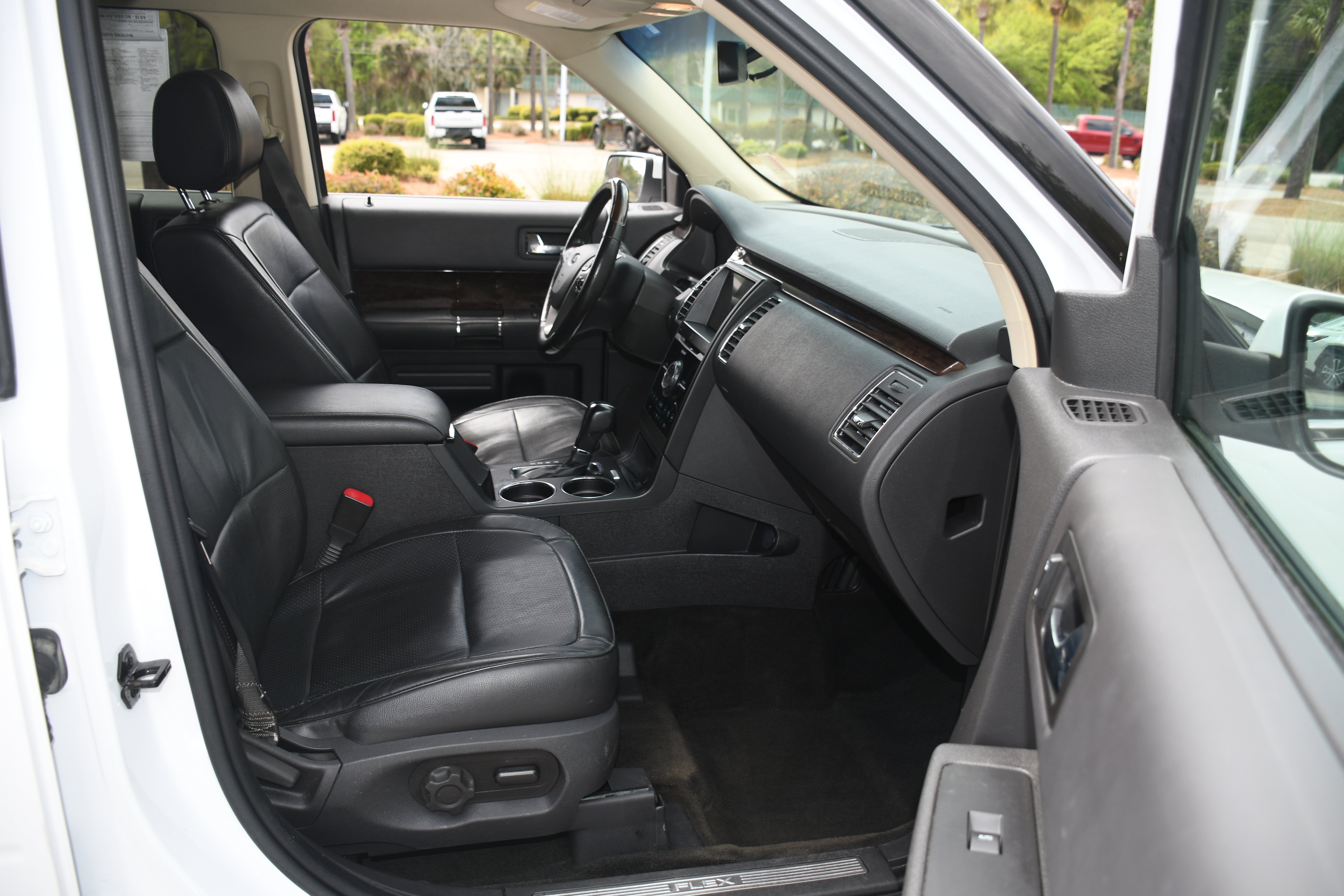 Used 2017 Ford Flex Limited image 21