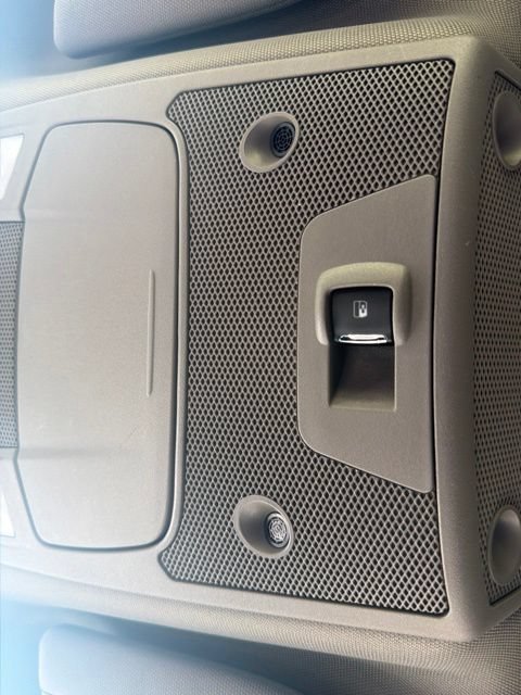 Used 2018 Ford F150 Lariat w/ Equipment Group 502A Luxury AWD/4WD image 50