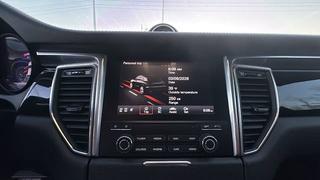 Used 2018 Porsche Macan GTS image 17