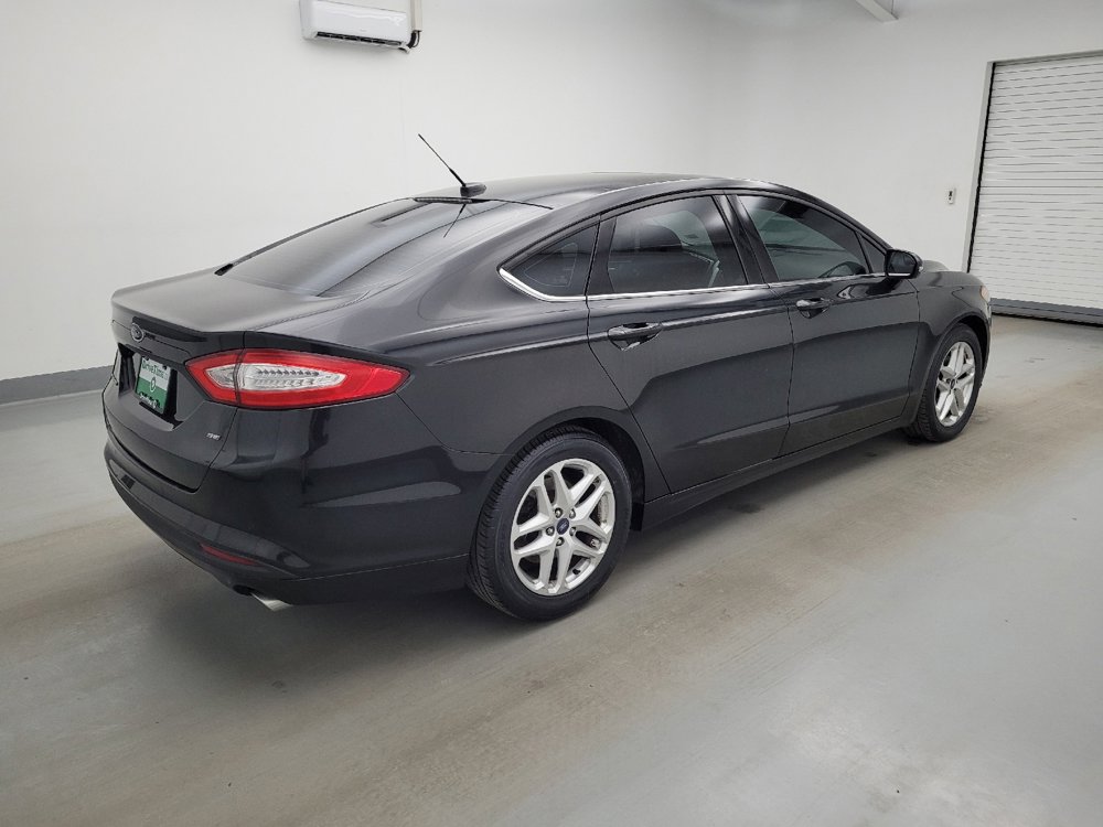 Used 2014 Ford Fusion SE FWD image 10