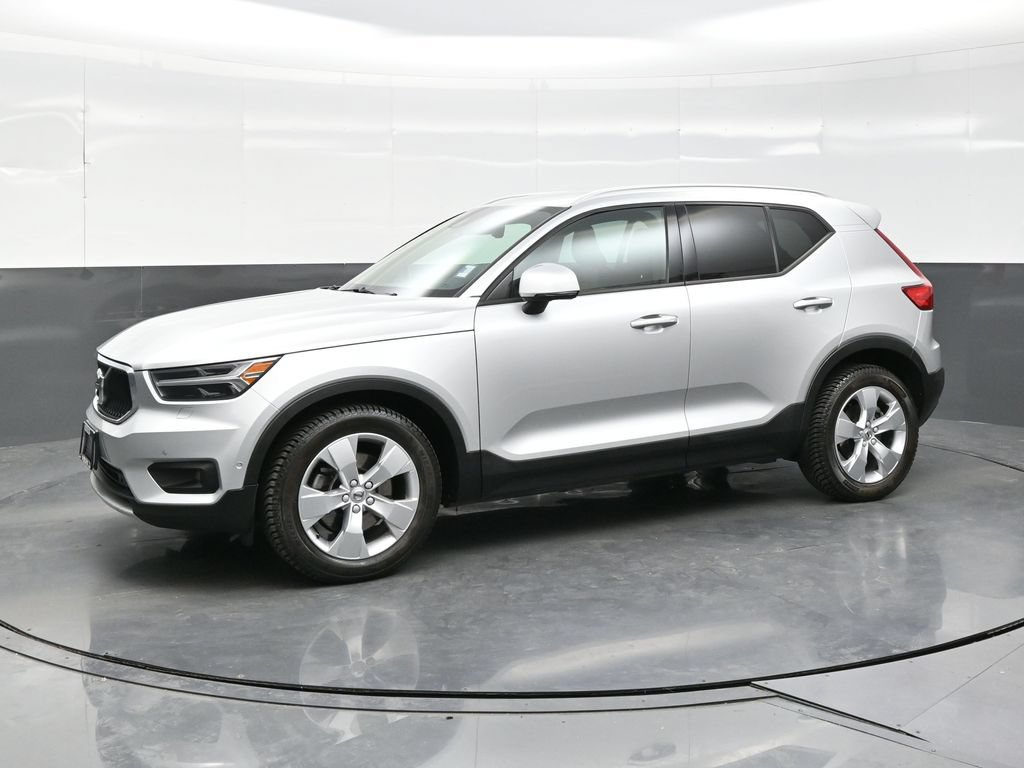 Used 2019 Volvo XC40 T5 Momentum AWD/4WD image 3
