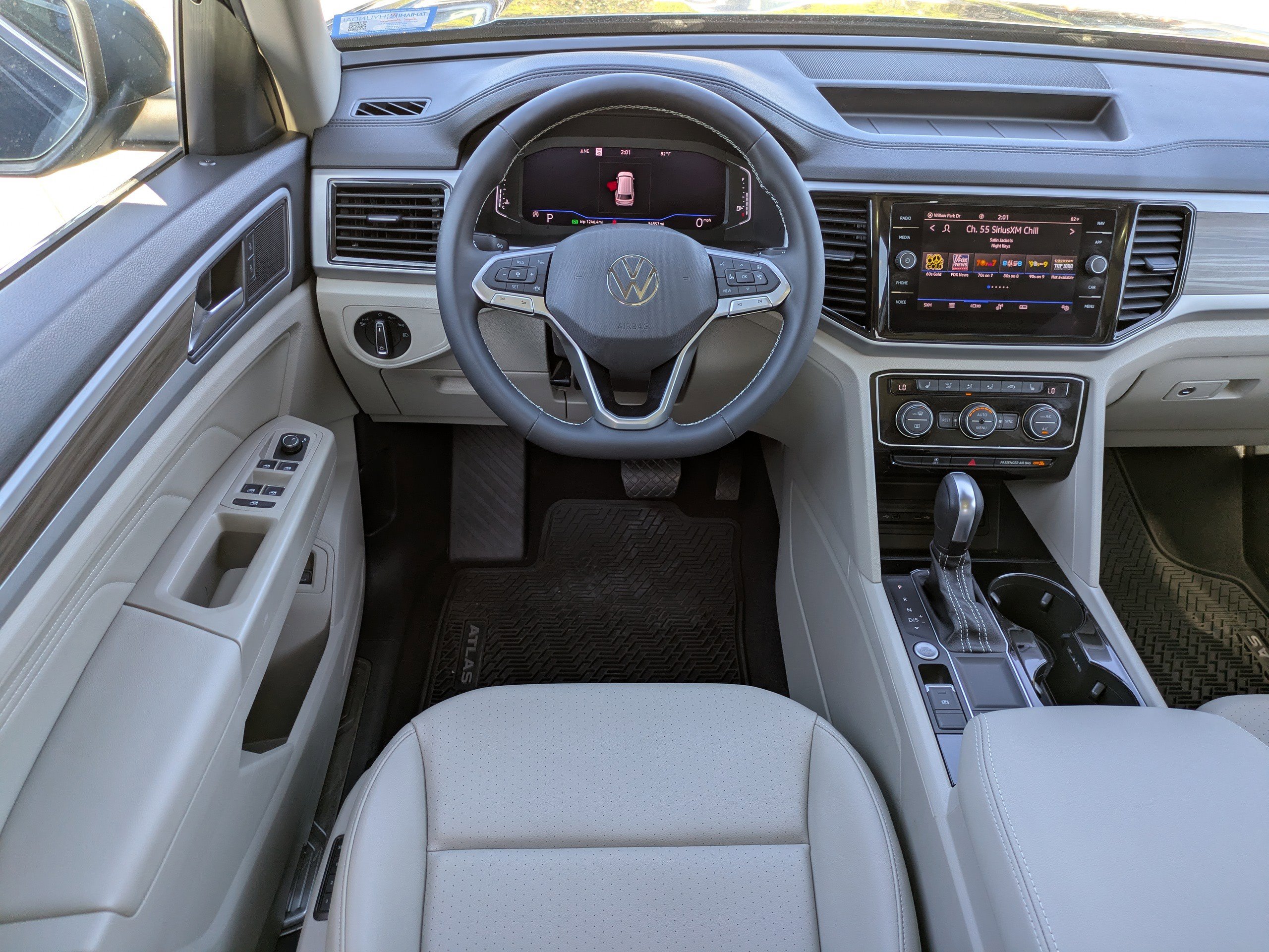 Used 2021 Volkswagen Atlas SEL image 12