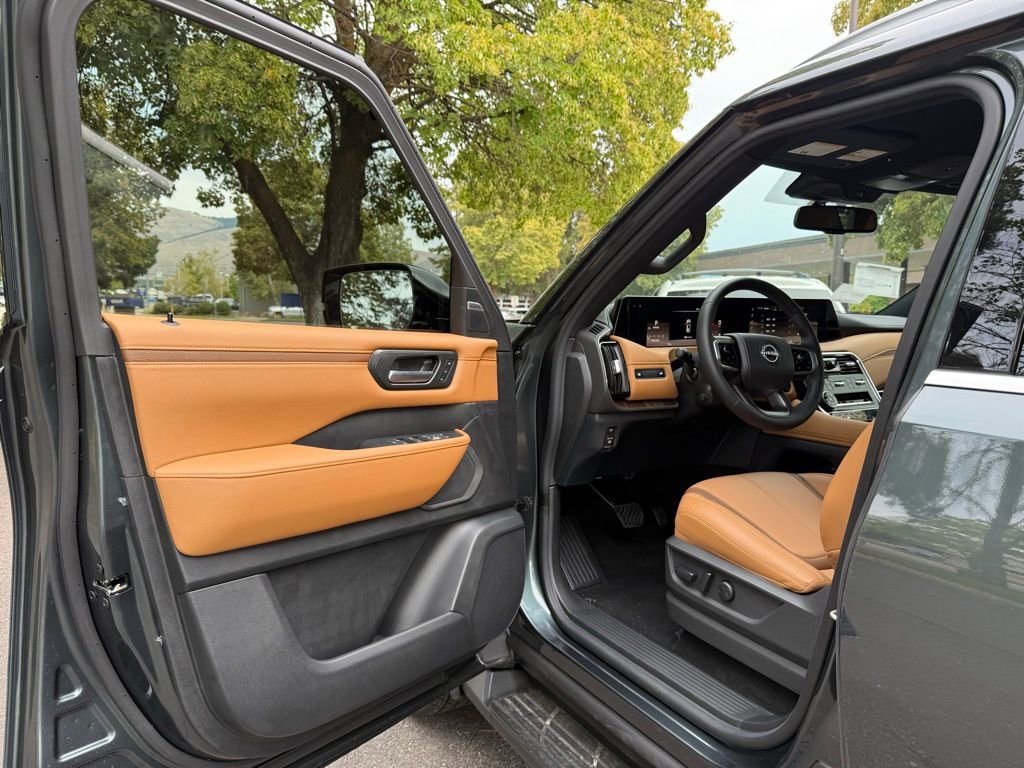 New 2026 Nissan Armada SL w/ Captain's Chari Seat Package image 10