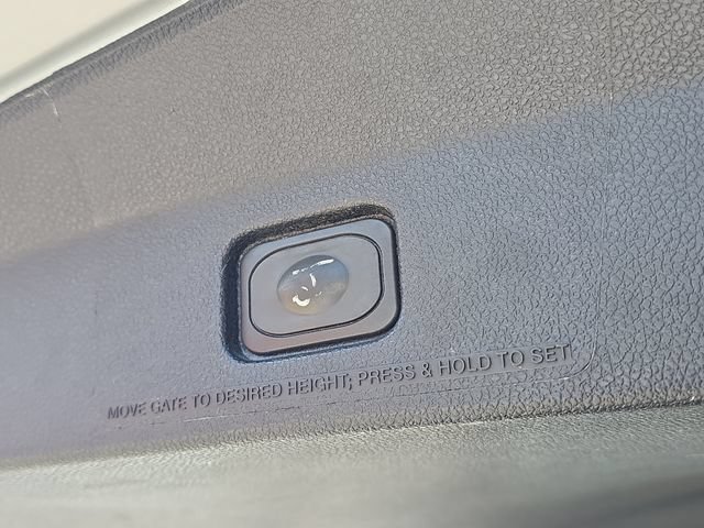 Used 2019 Ford Explorer Platinum AWD/4WD image 30