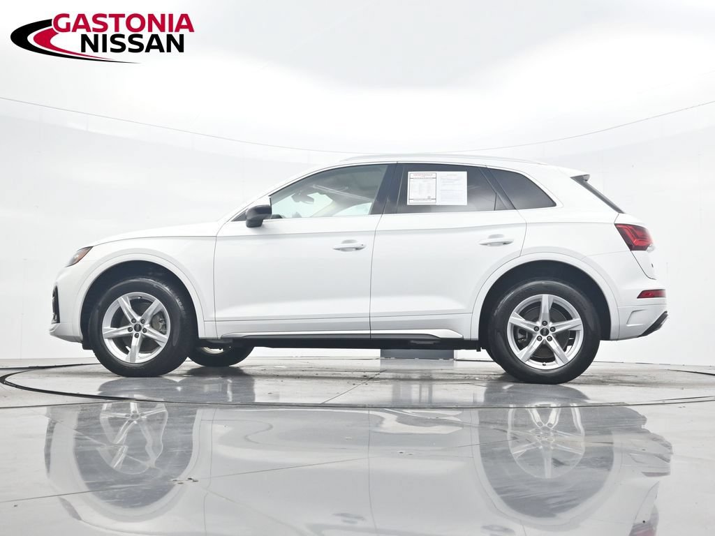 Used 2023 Audi Q5 2.0T Premium w/ Convenience Package AWD/4WD image 40